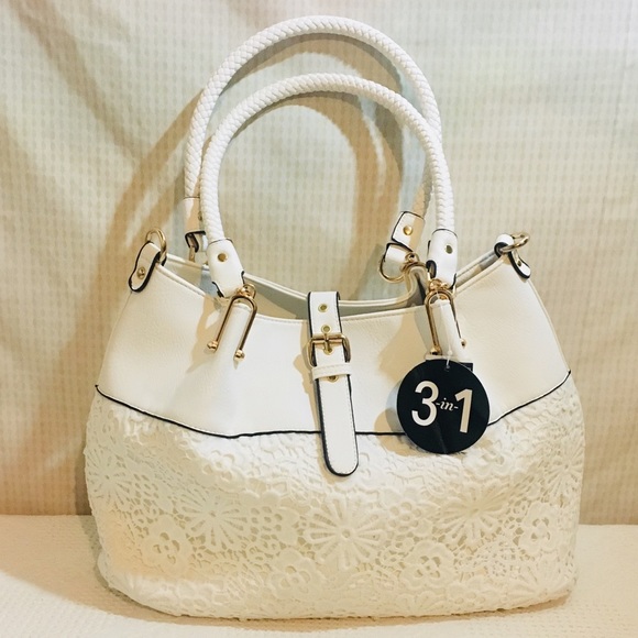 Black Rivet Handbags - ✨Black Rivet White Handbag With Clutch✨